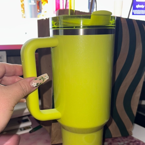 Starbucks Lime Green Tumbler - Picture 4 of 4